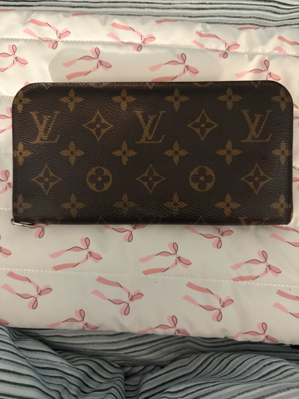 Louis Vuitton Insolite Rose Wallet, CA1180